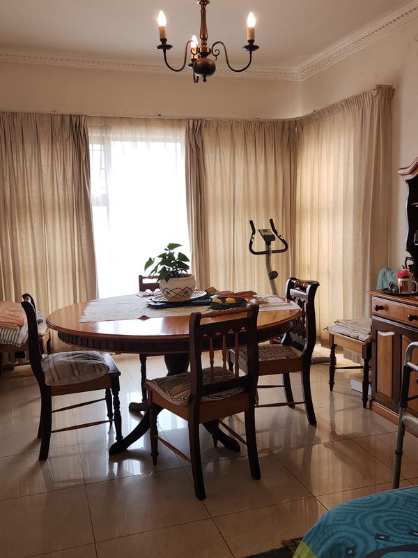 4 Bedroom Property for Sale in Gleemoor Western Cape